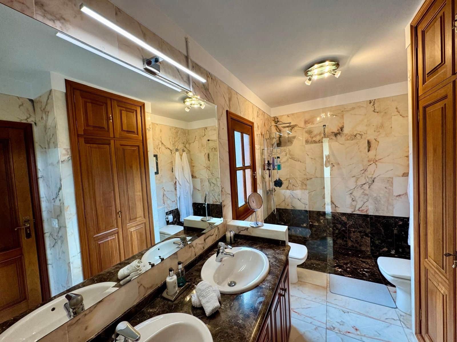 5 bedroom Villa for sale in Tacoronte with pool garage - € 1,995,000 (Ref: 9486571)