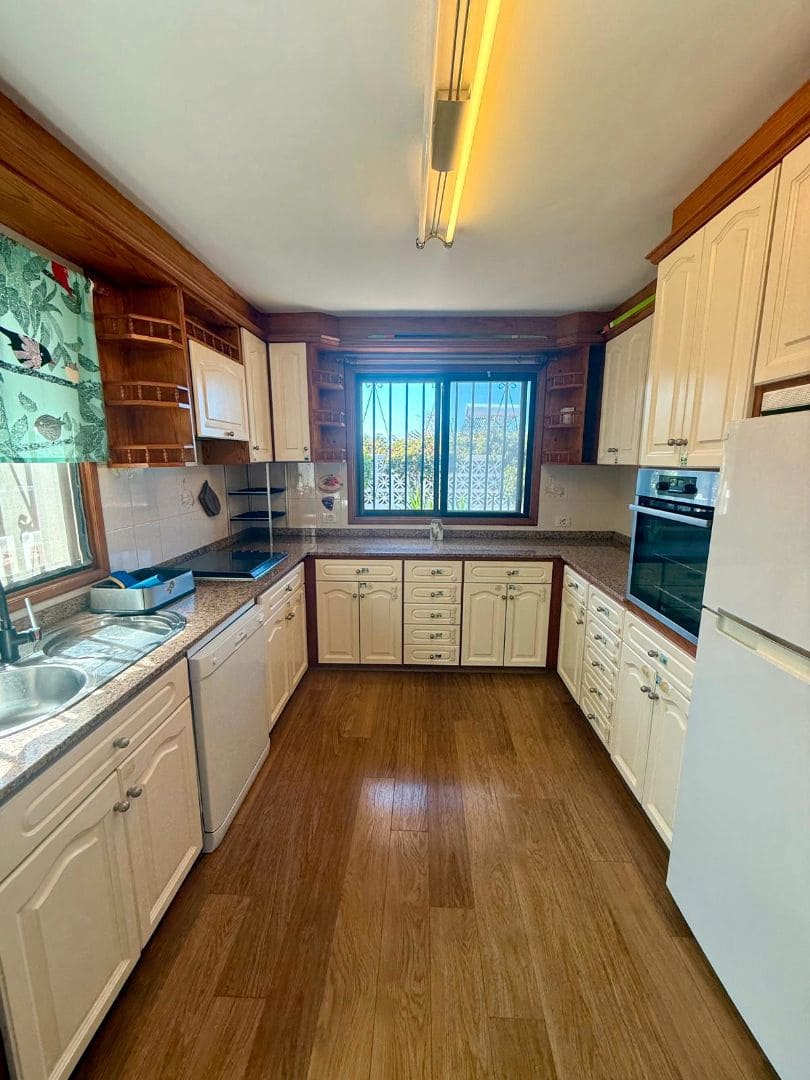 4 sypialnia Willa na sprzedaż w El Sauzal z basenem garażem - 735 000 € (Ref: 9622054)