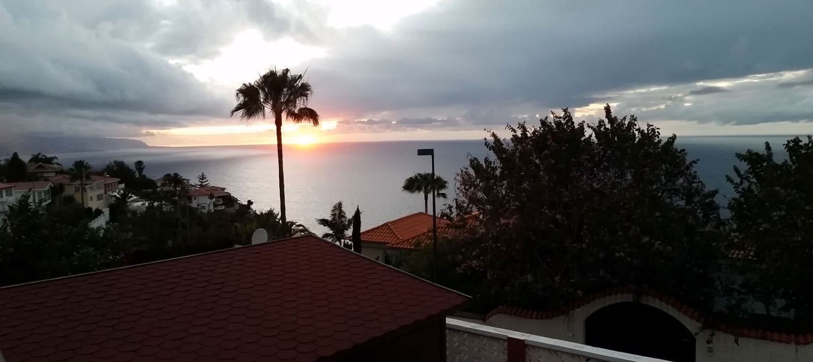 4 sypialnia Willa na sprzedaż w El Sauzal z basenem garażem - 735 000 € (Ref: 9622054)