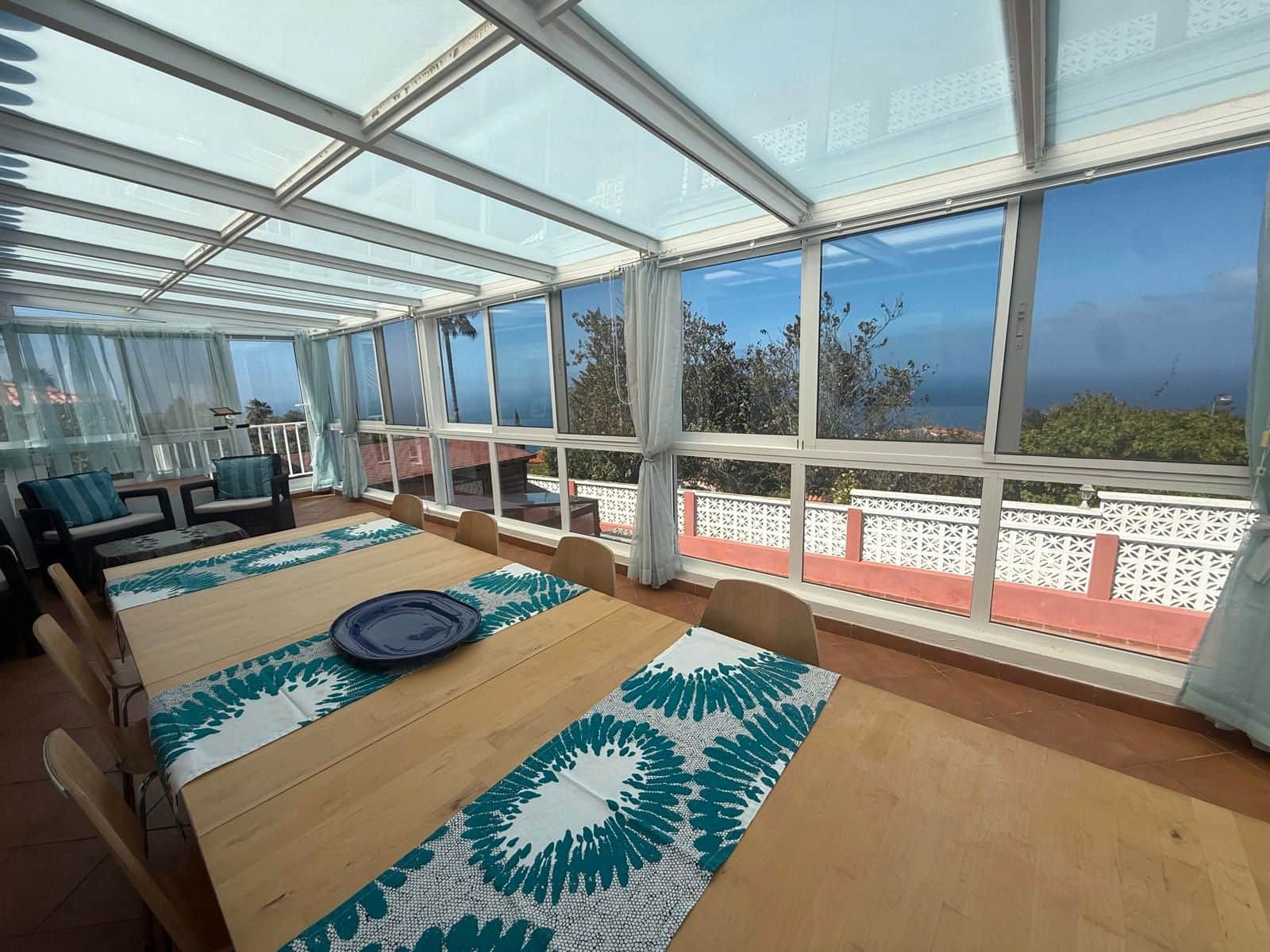 4 sypialnia Willa na sprzedaż w El Sauzal z basenem garażem - 735 000 € (Ref: 9622054)