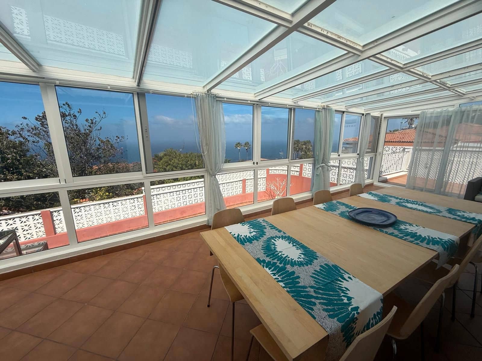 4 sypialnia Willa na sprzedaż w El Sauzal z basenem garażem - 735 000 € (Ref: 9622054)