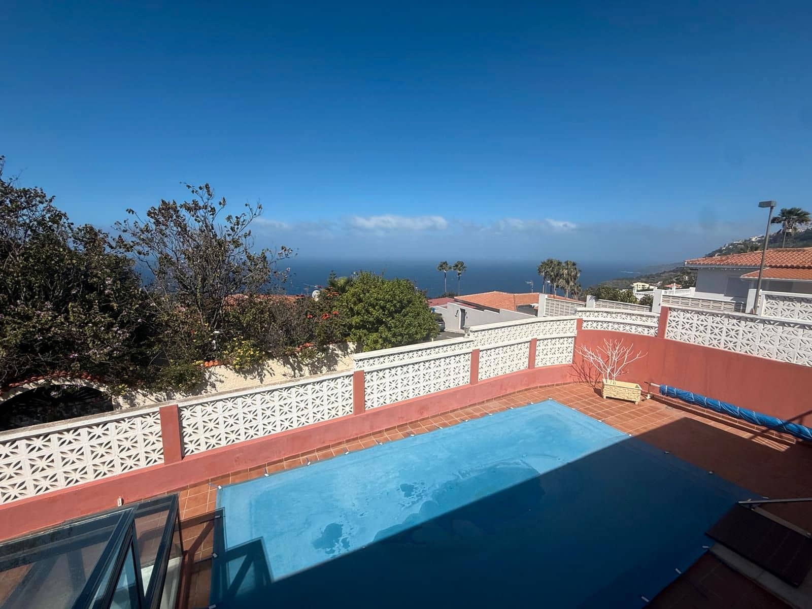 4 sypialnia Willa na sprzedaż w El Sauzal z basenem garażem - 735 000 € (Ref: 9622054)