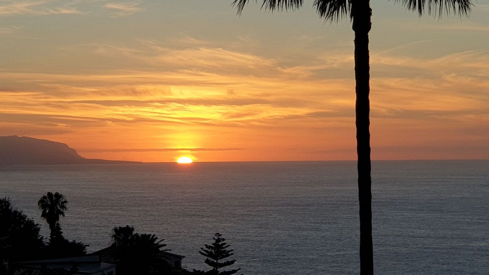 4 sypialnia Willa na sprzedaż w El Sauzal z basenem garażem - 735 000 € (Ref: 9622054)