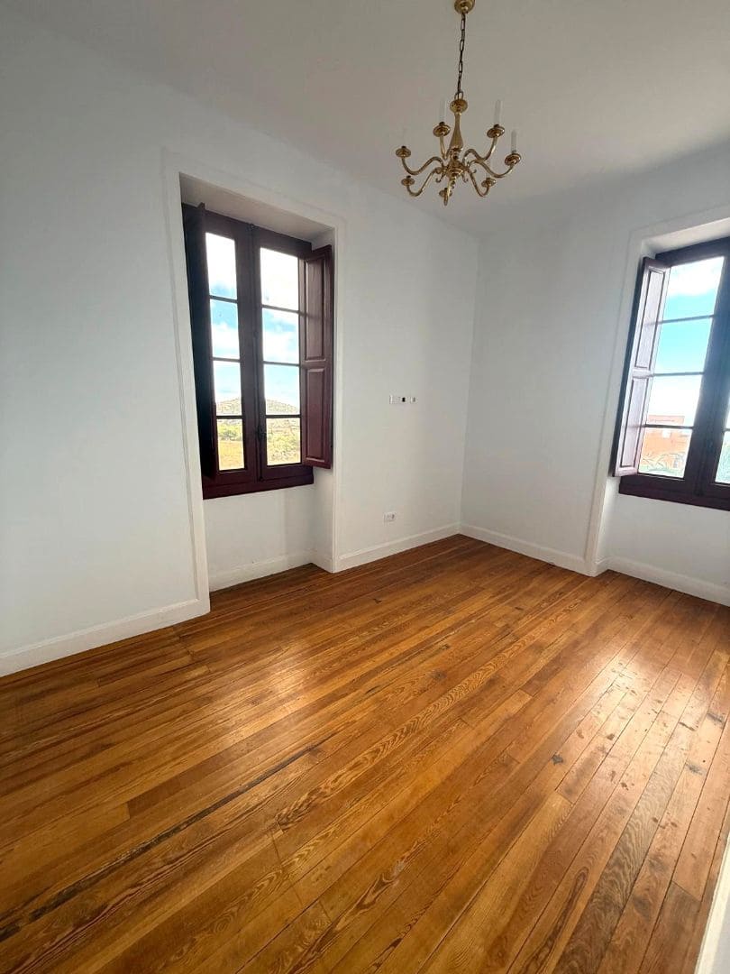 8 sypialnia Willa na sprzedaż w San Miguel de Abona z garażem - 1 200 000 € (Ref: 9700099)