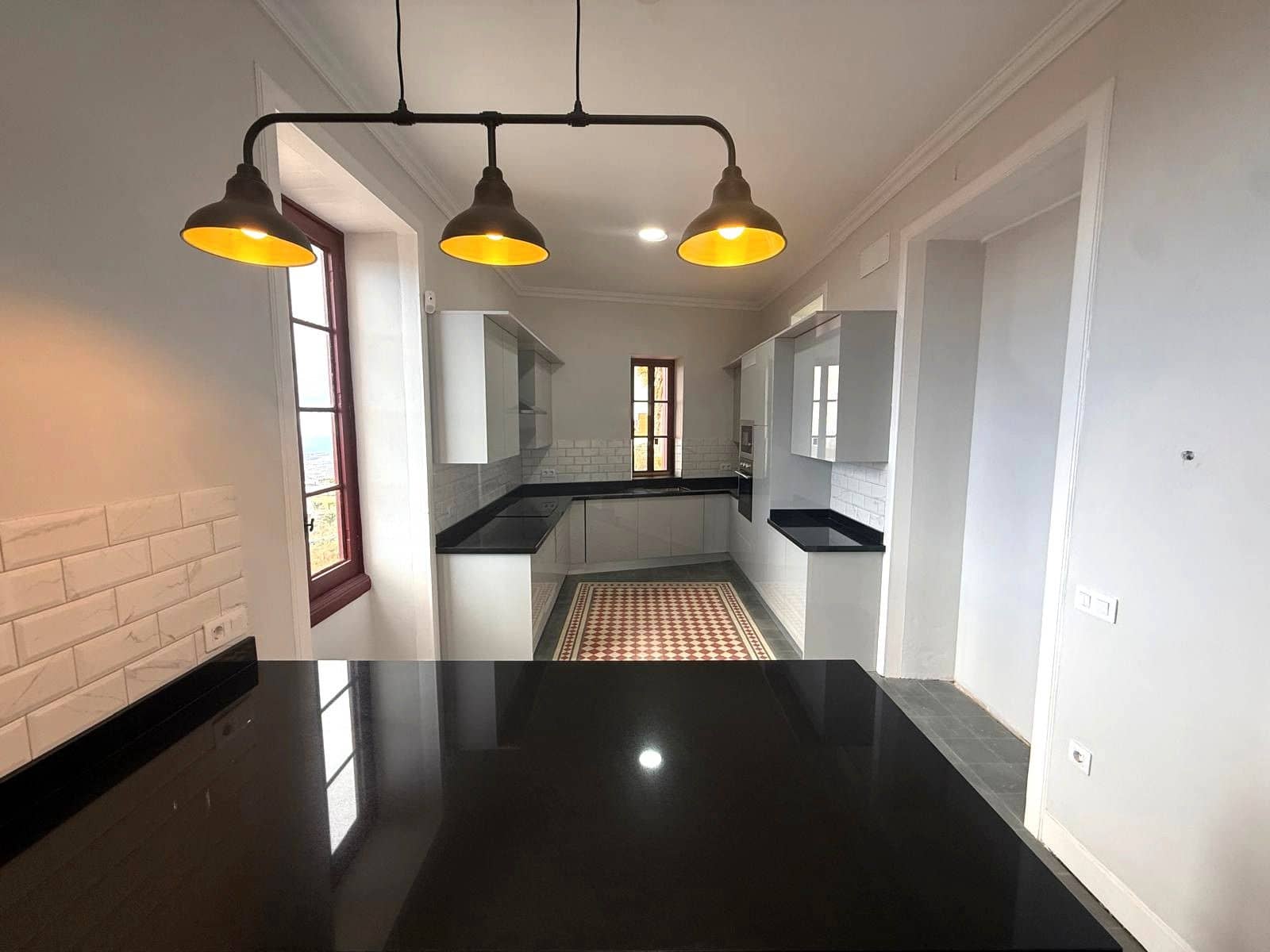 8 sypialnia Willa na sprzedaż w San Miguel de Abona z garażem - 1 200 000 € (Ref: 9700099)