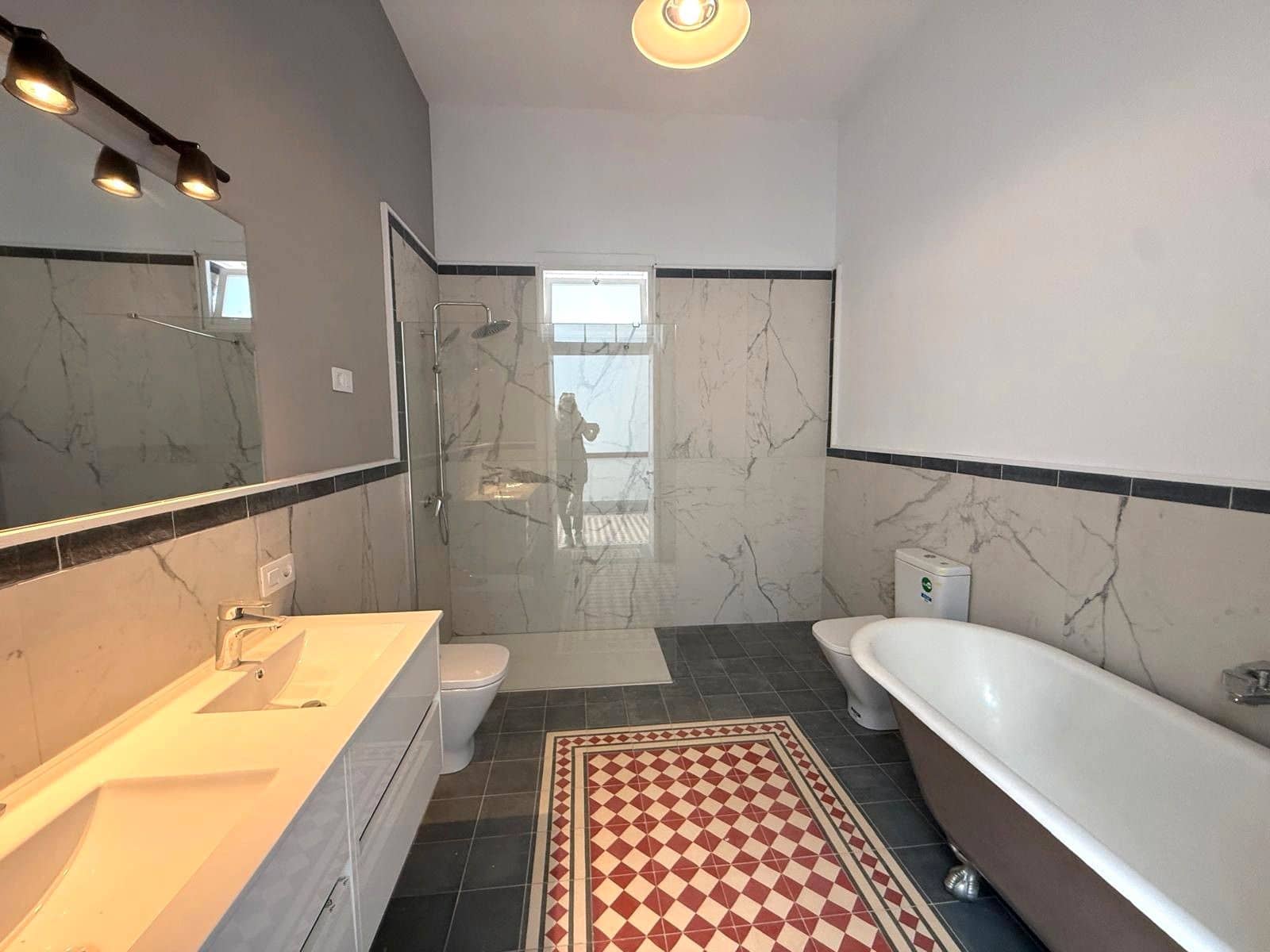 8 sypialnia Willa na sprzedaż w San Miguel de Abona z garażem - 1 200 000 € (Ref: 9700099)