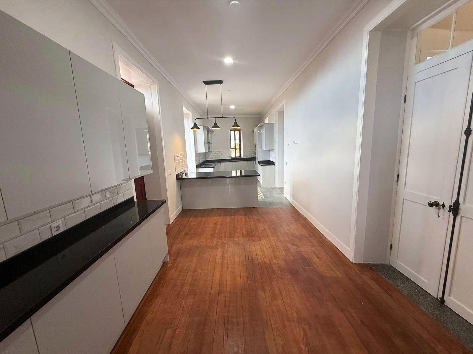 8 sypialnia Willa na sprzedaż w San Miguel de Abona z garażem - 1 200 000 € (Ref: 9700099)