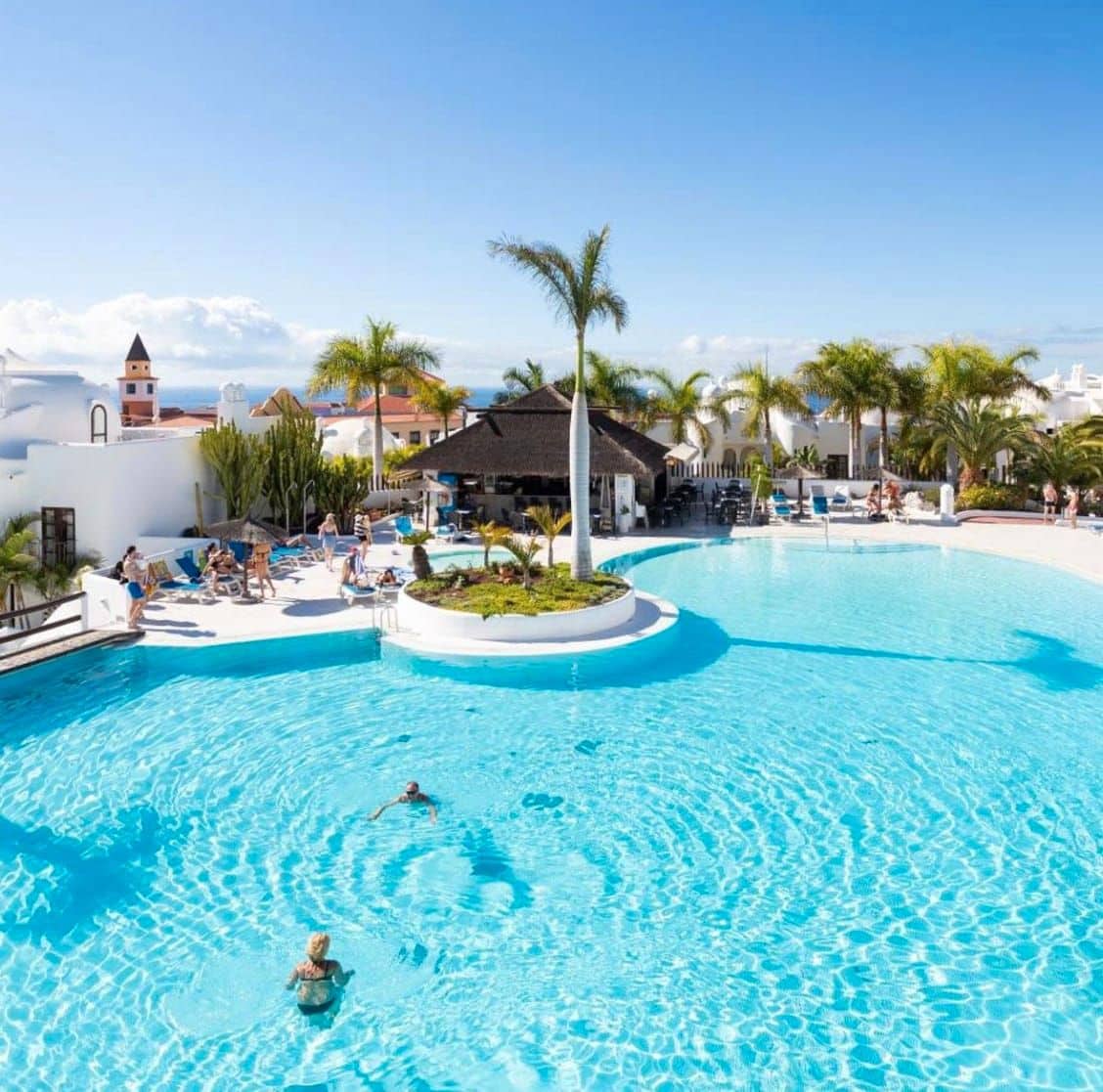 3 bedroom Apartment for sale in Adeje with pool garage - € 650,000 (Ref: 9723874)