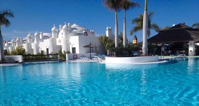 3 chambre Appartement à vendre à Callao Salvaje - Playa Paraíso, Adeje avec piscine garage - 650 000 € (Ref: 9723874)