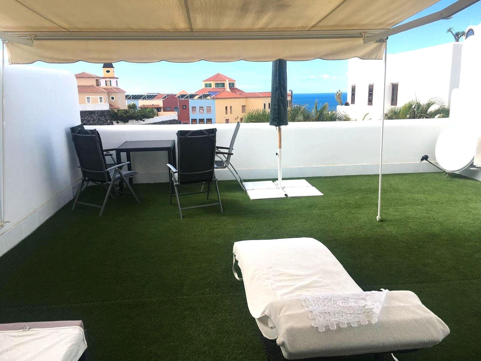 3 bedroom Apartment for sale in Adeje with pool garage - € 650,000 (Ref: 9723874)