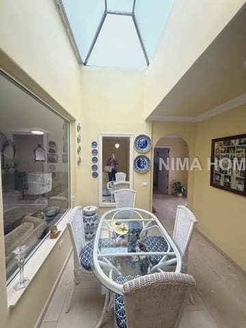 4 sypialnia Dom blizniak na sprzedaż w Puerto de la Cruz z garażem - 630 000 € (Ref: 9782860)