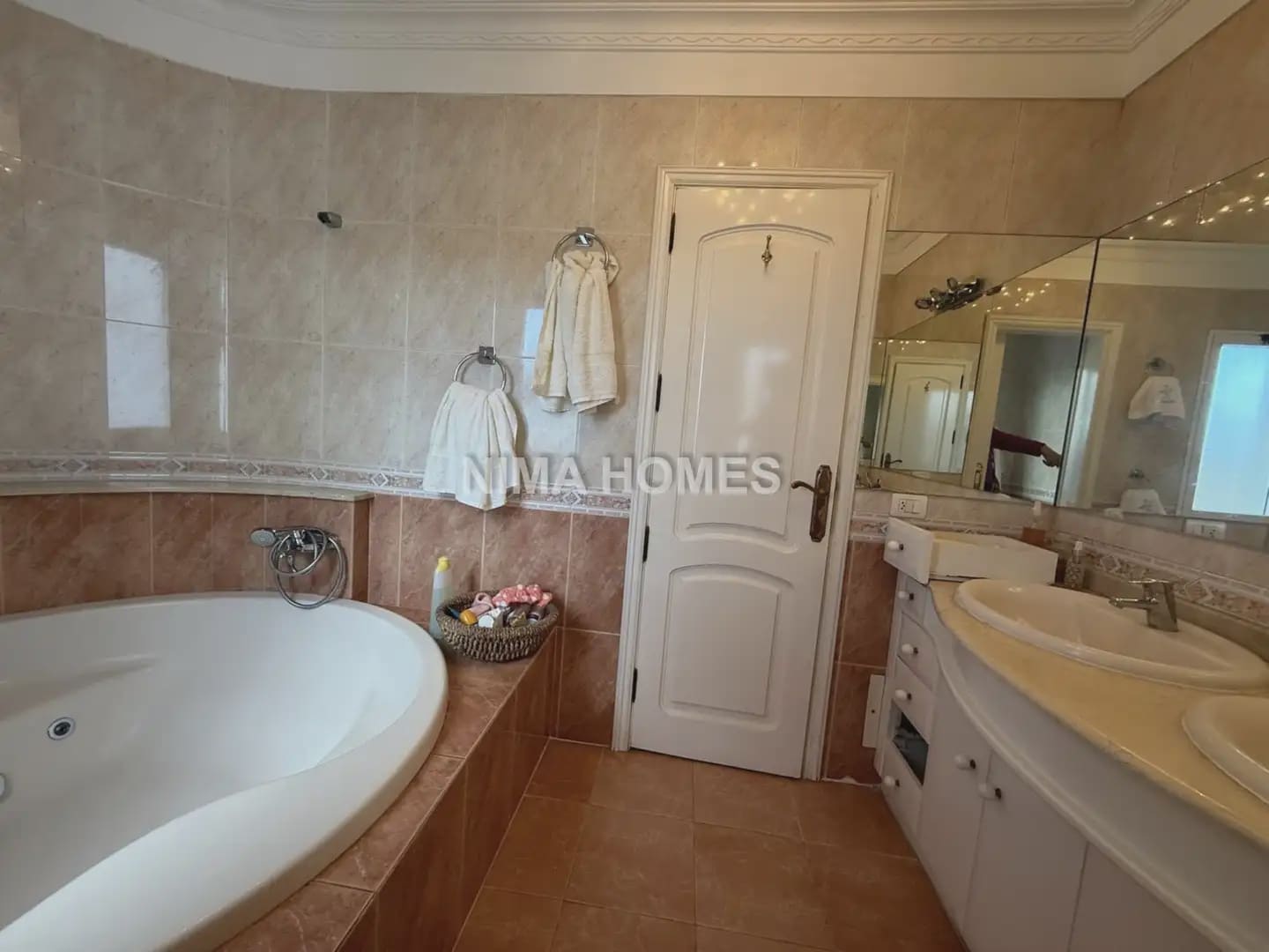 4 sypialnia Dom blizniak na sprzedaż w Puerto de la Cruz z garażem - 630 000 € (Ref: 9782860)