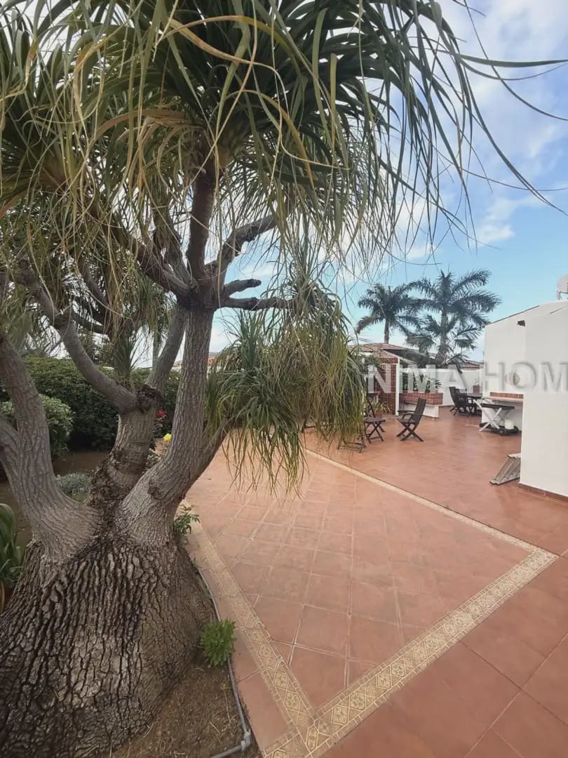 4 sypialnia Dom blizniak na sprzedaż w Puerto de la Cruz z garażem - 630 000 € (Ref: 9782860)