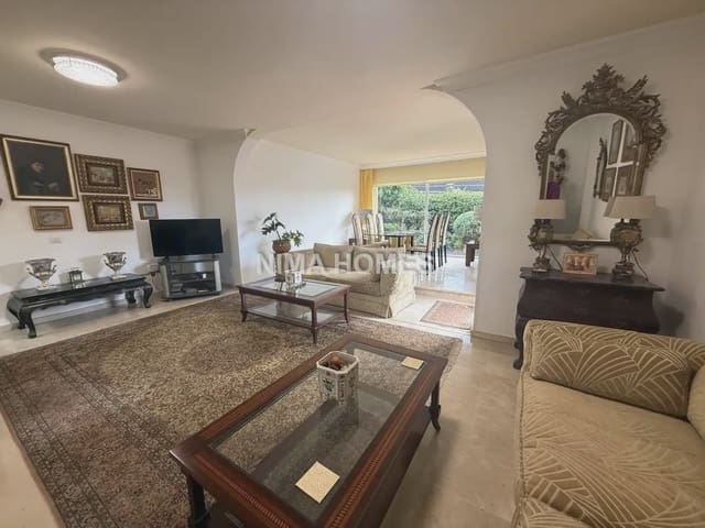 4 sypialnia Dom blizniak na sprzedaż w Puerto de la Cruz z garażem - 630 000 € (Ref: 9782860)