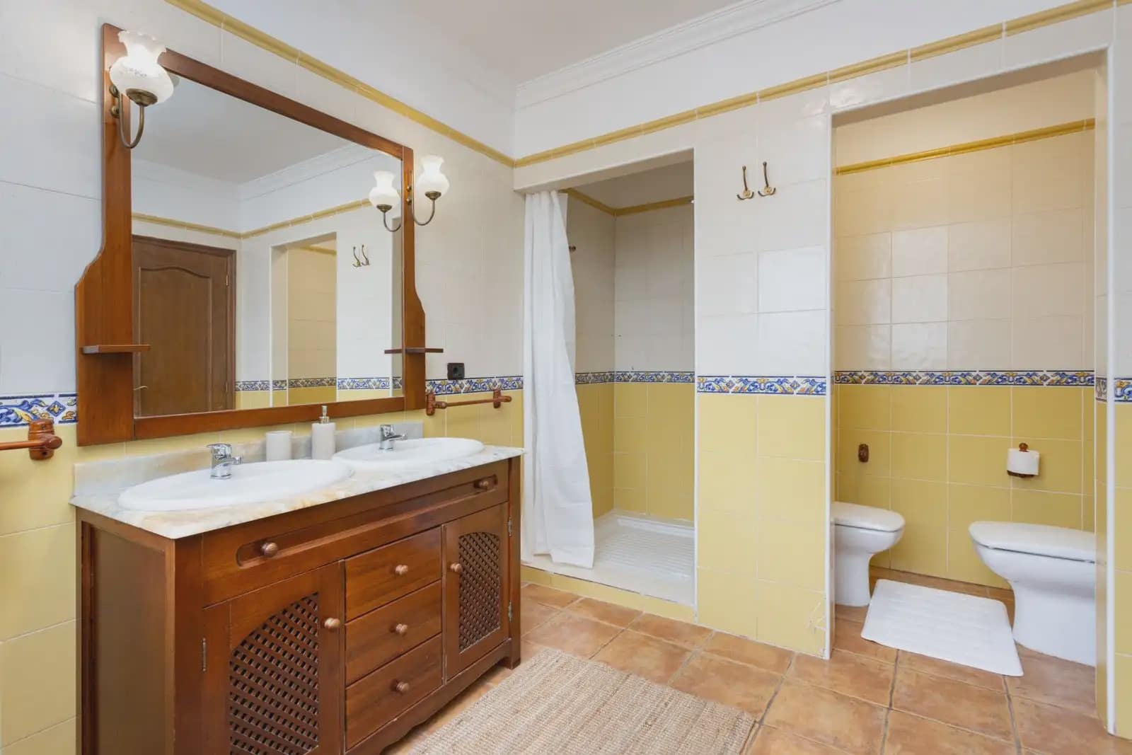 5 soveværelse Semi-Rækkehus til salg i El Sauzal med garage - € 590.000 (Ref: 9857943)