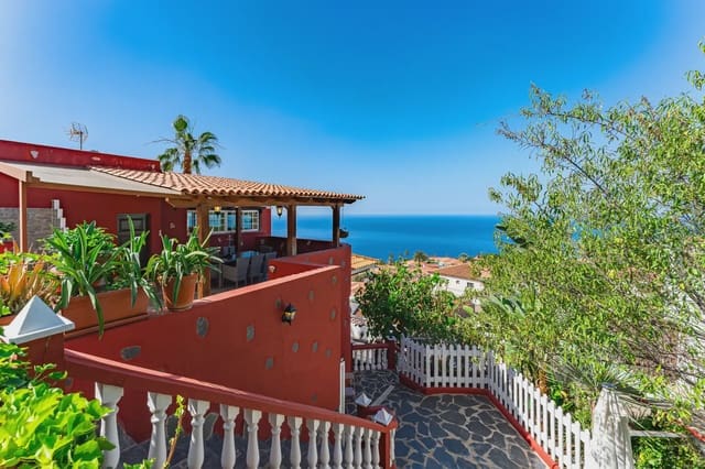 4 soverom Villa til salgs i El Sauzal med svømmebasseng garasje - € 900 000 (Ref: 9857944)