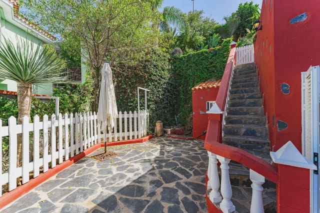4 soverom Villa til salgs i El Sauzal med svømmebasseng garasje - € 900 000 (Ref: 9857944)