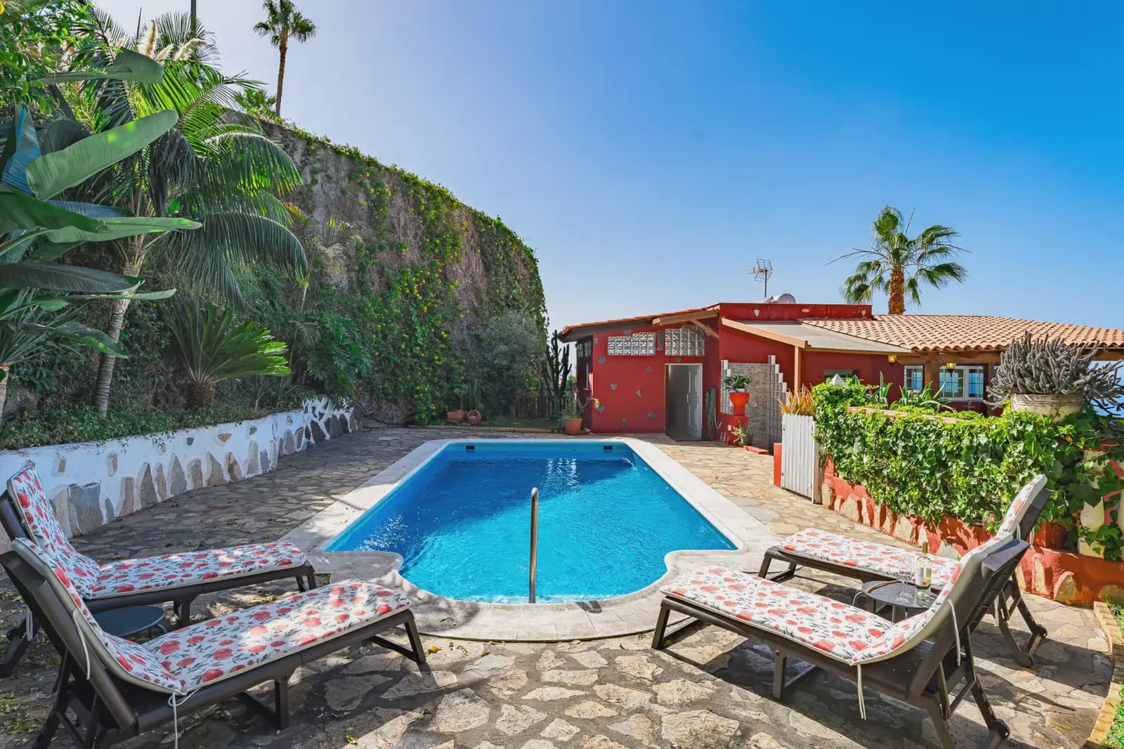 4 soverom Villa til salgs i El Sauzal med svømmebasseng garasje - € 900 000 (Ref: 9857944)