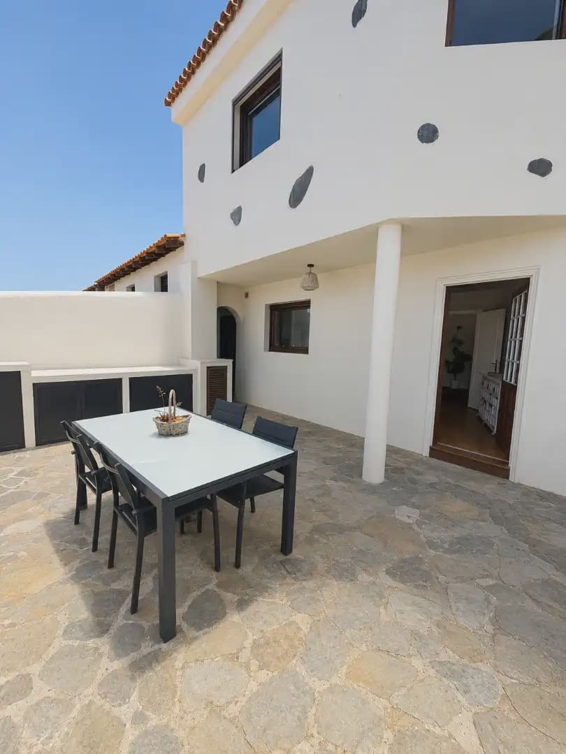 3 quarto Moradia para venda em Puerto de la Cruz com piscina - 995 000 € (Ref: 9897417)