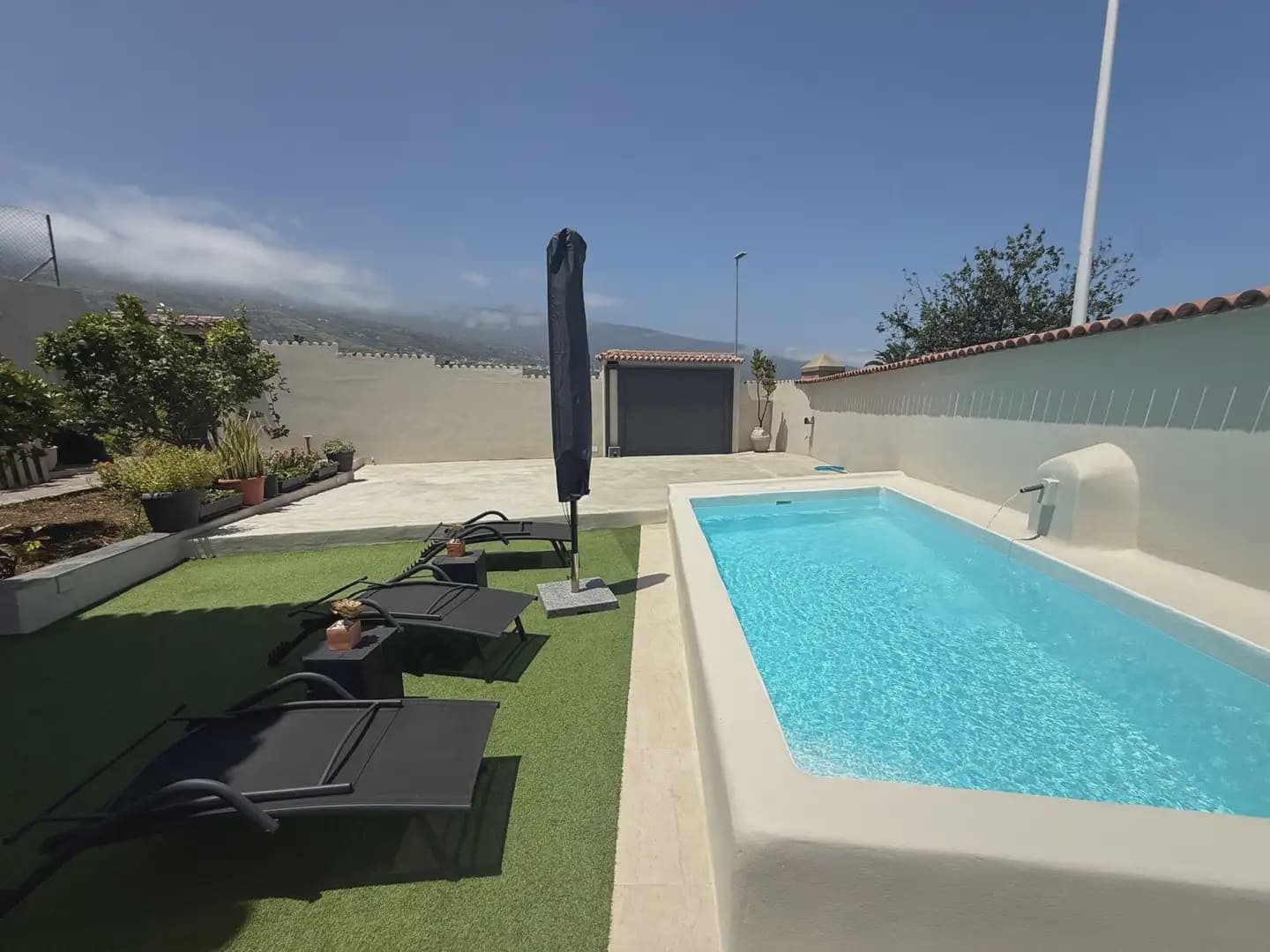 3 quarto Moradia para venda em Puerto de la Cruz com piscina - 995 000 € (Ref: 9897417)
