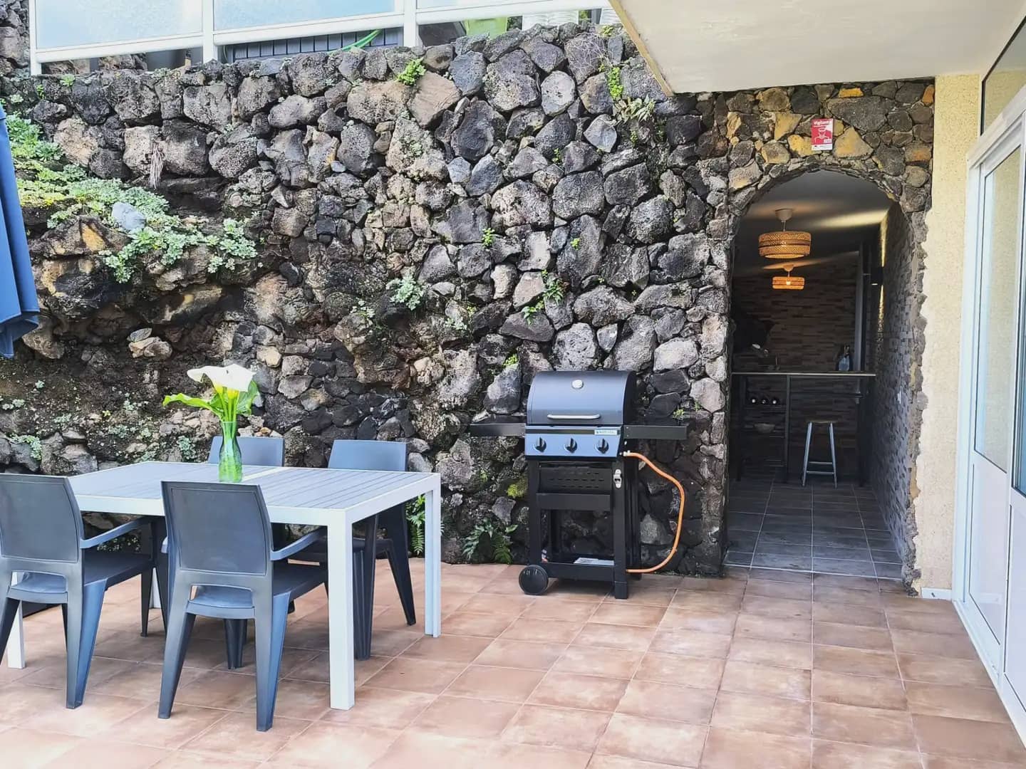 Apartamento de 2 habitaciones en Santa Ursula en venta con piscina garaje - 390.000 € (Ref: 9902115)