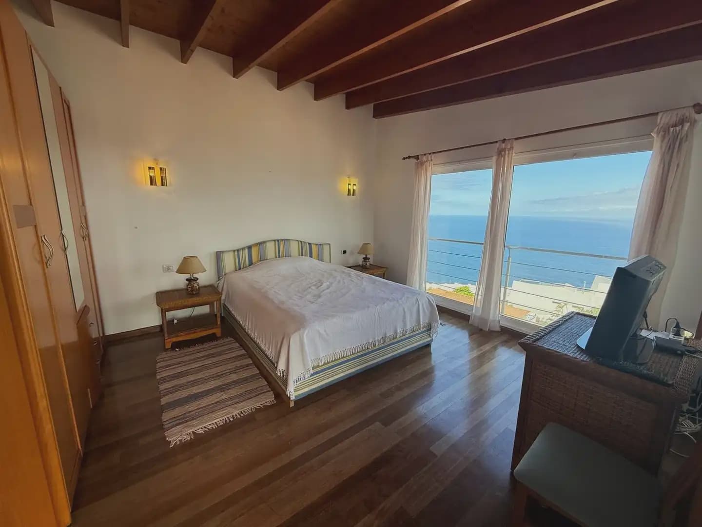 Pareado de 3 habitaciones en El Sauzal en venta - 525.000 € (Ref: 9912354)