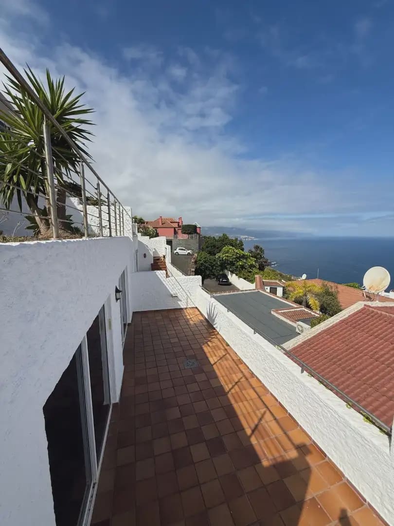 Pareado de 3 habitaciones en El Sauzal en venta - 525.000 € (Ref: 9912354)