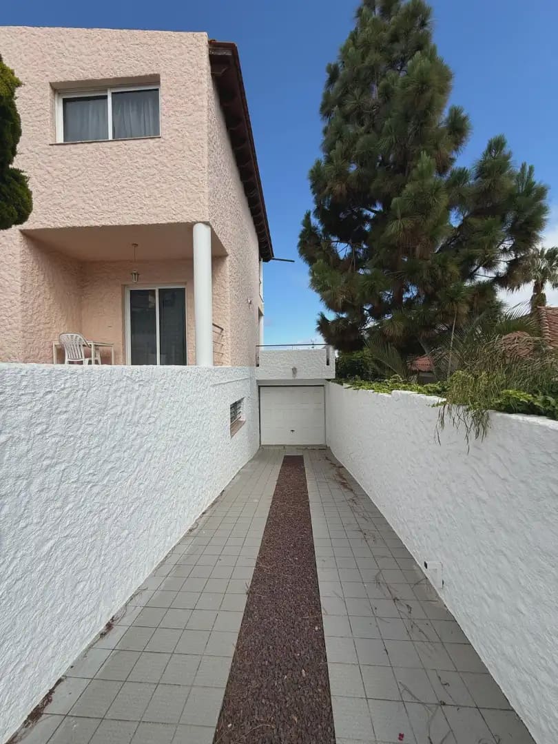 Pareado de 3 habitaciones en El Sauzal en venta - 525.000 € (Ref: 9912354)