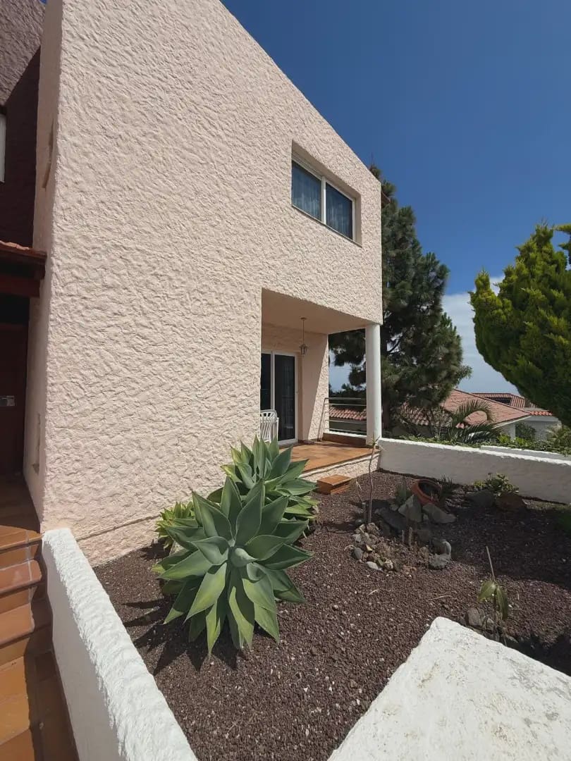 Pareado de 3 habitaciones en El Sauzal en venta - 525.000 € (Ref: 9912354)
