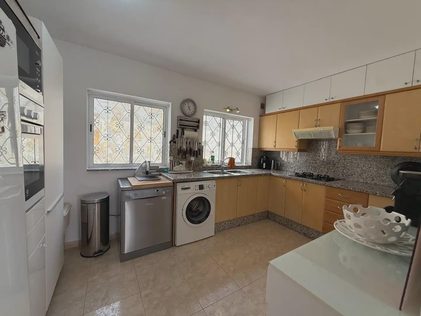 3 bedroom Bungalow for sale in Puerto de la Cruz with garage - € 539,000 (Ref: 9969335)
