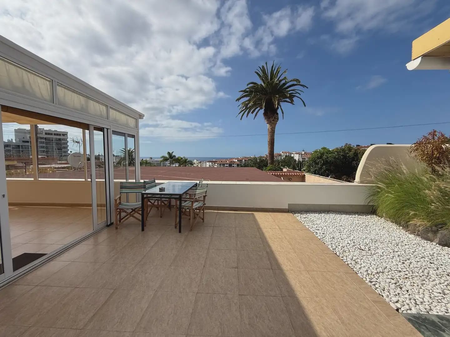 3 bedroom Bungalow for sale in Puerto de la Cruz with garage - € 539,000 (Ref: 9969335)