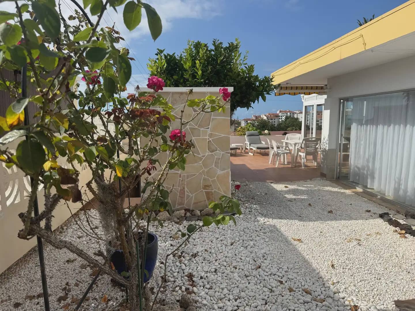 3 bedroom Bungalow for sale in Puerto de la Cruz with garage - € 539,000 (Ref: 9969335)