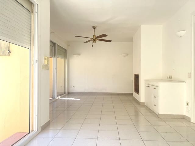 4 quarto Moradia em Banda para venda em Sant Pere Pescador com piscina garagem - 329 000 € (Ref: 10059289)