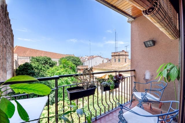 4 soveværelse Lejlighed til salg i Figueres med garage - € 230.000 (Ref: 10064811)