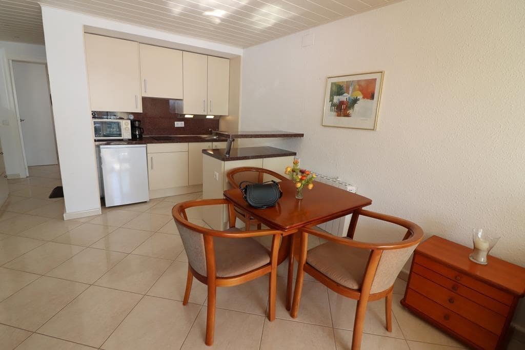 Apartamento de 1 habitación en Empuriabrava en venta - 177.000 € (Ref: 10089855)