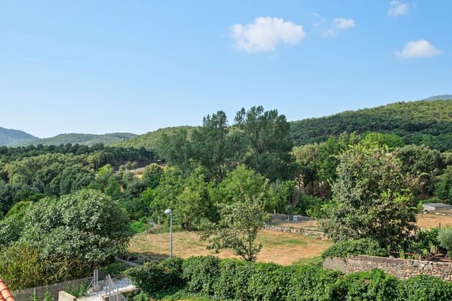 3 sypialnia Mieszkanie na sprzedaż w Maçanet de Cabrenys z garażem - 219 000 € (Ref: 10120039)