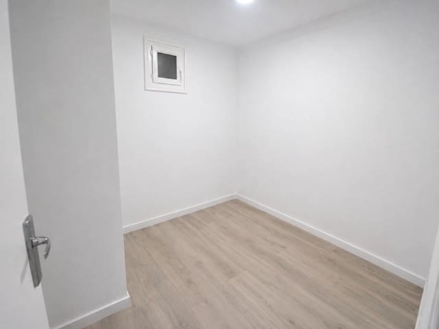 2 chambre Appartement à vendre à Empuriabrava, Castelló d'Empúries - 159 000 € (Ref: 10130047)