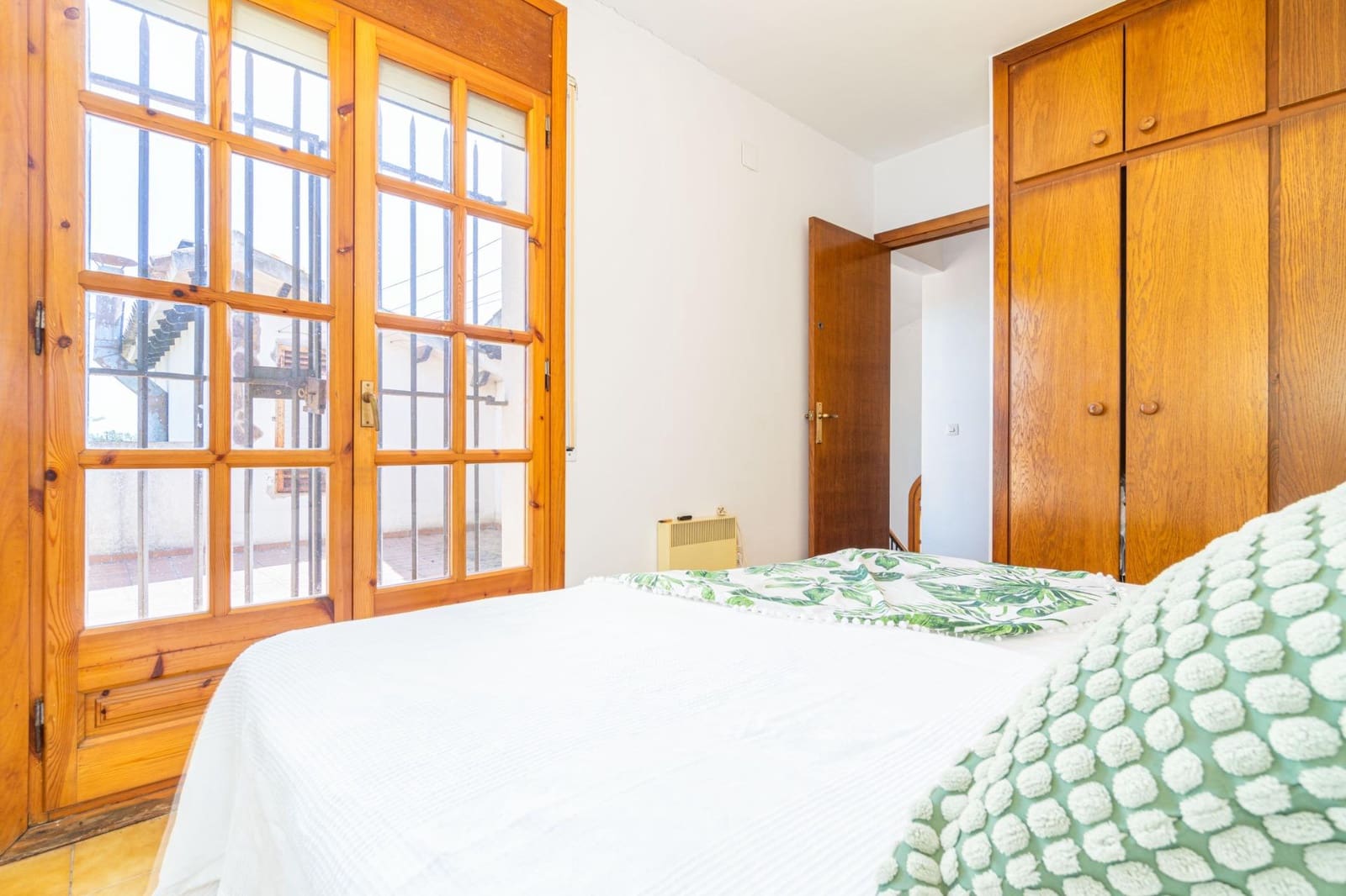 6 soveværelse Villa til salg i Sant Pere Pescador med garage - € 519.000 (Ref: 10136208)