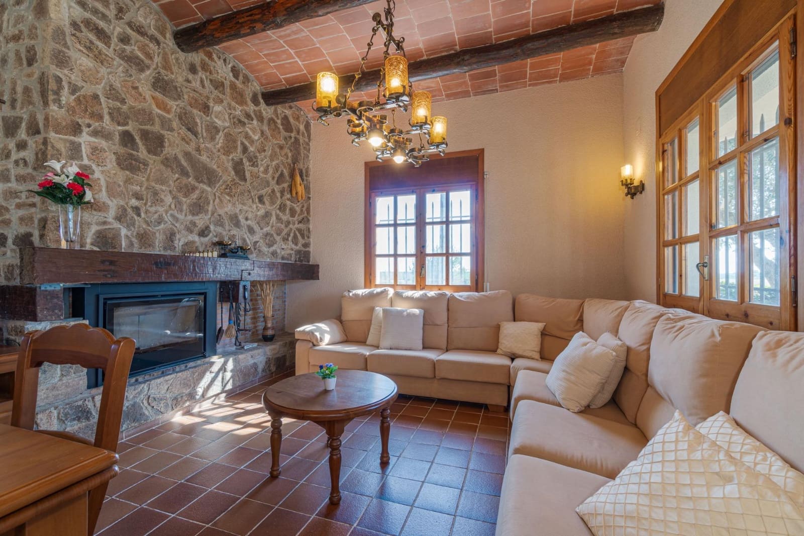 6 soveværelse Villa til salg i Sant Pere Pescador med garage - € 519.000 (Ref: 10136208)