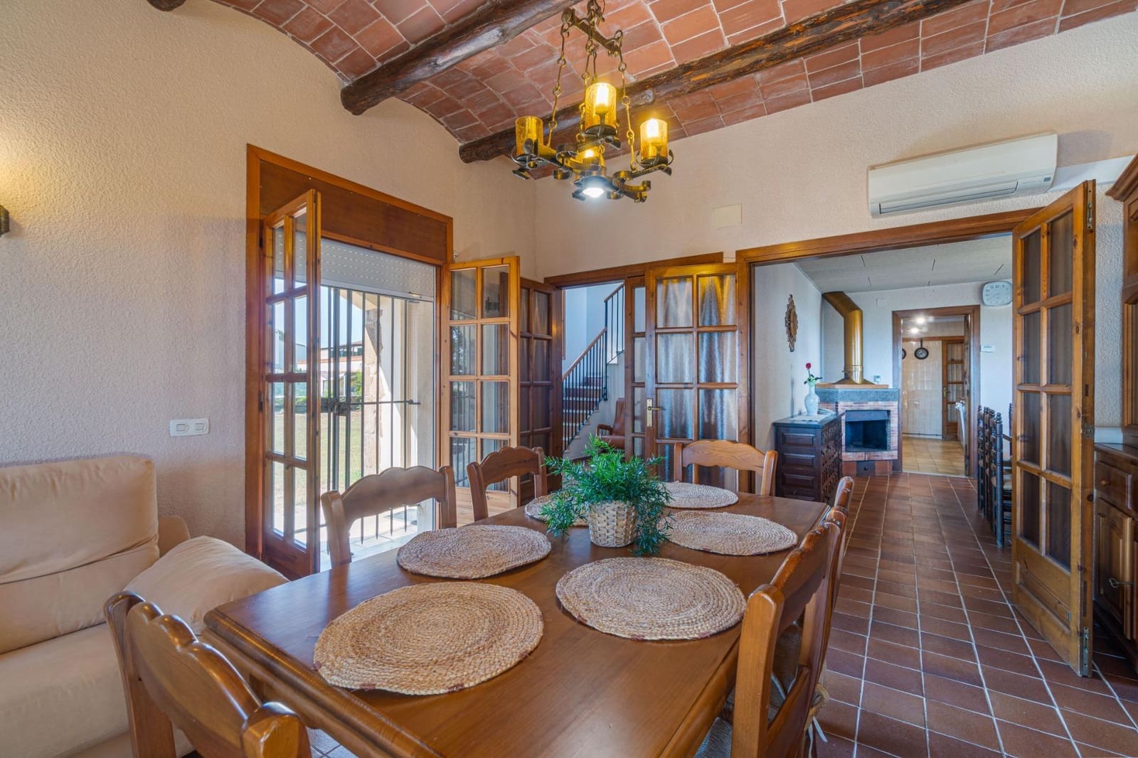 6 soveværelse Villa til salg i Sant Pere Pescador med garage - € 519.000 (Ref: 10136208)