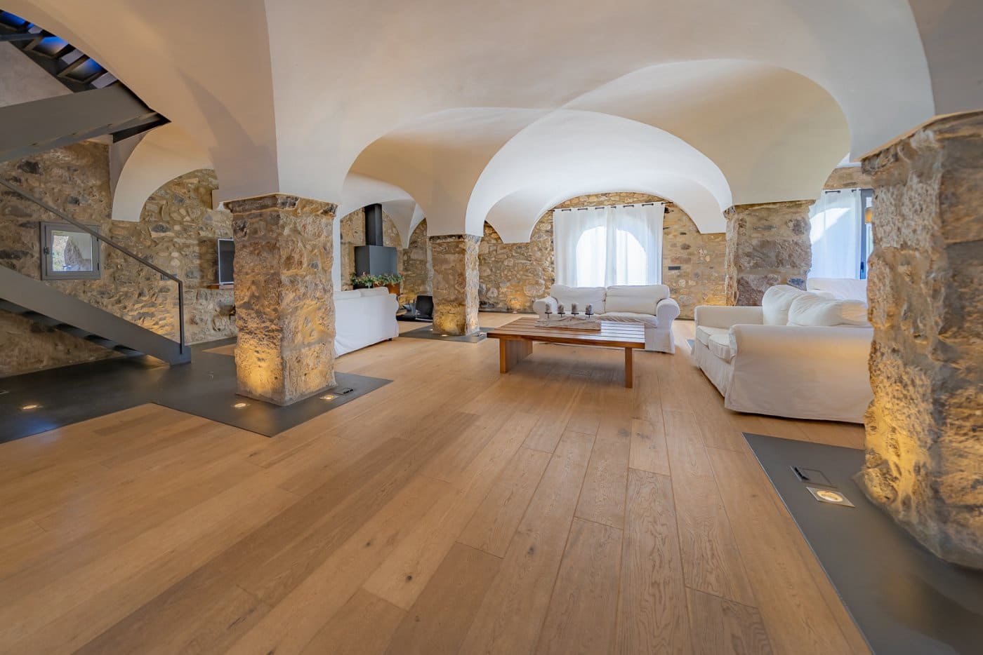 3 soveværelse Finca/Landehus til salg i Sant Joan les Fonts med swimmingpool garage - € 1.250.000 (Ref: 7851908)