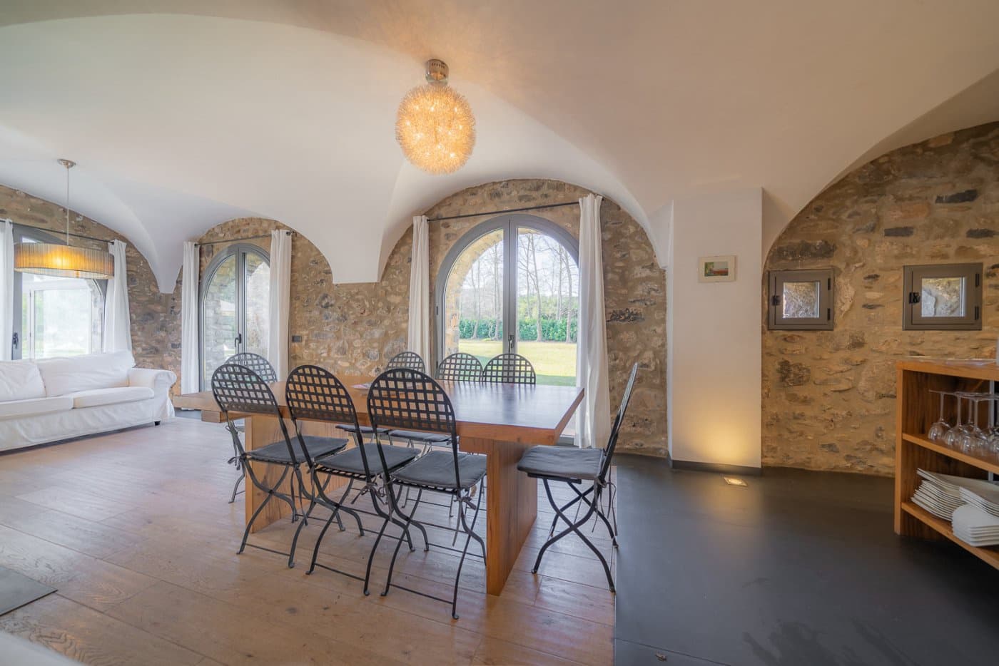 3 soveværelse Finca/Landehus til salg i Sant Joan les Fonts med swimmingpool garage - € 1.250.000 (Ref: 7851908)