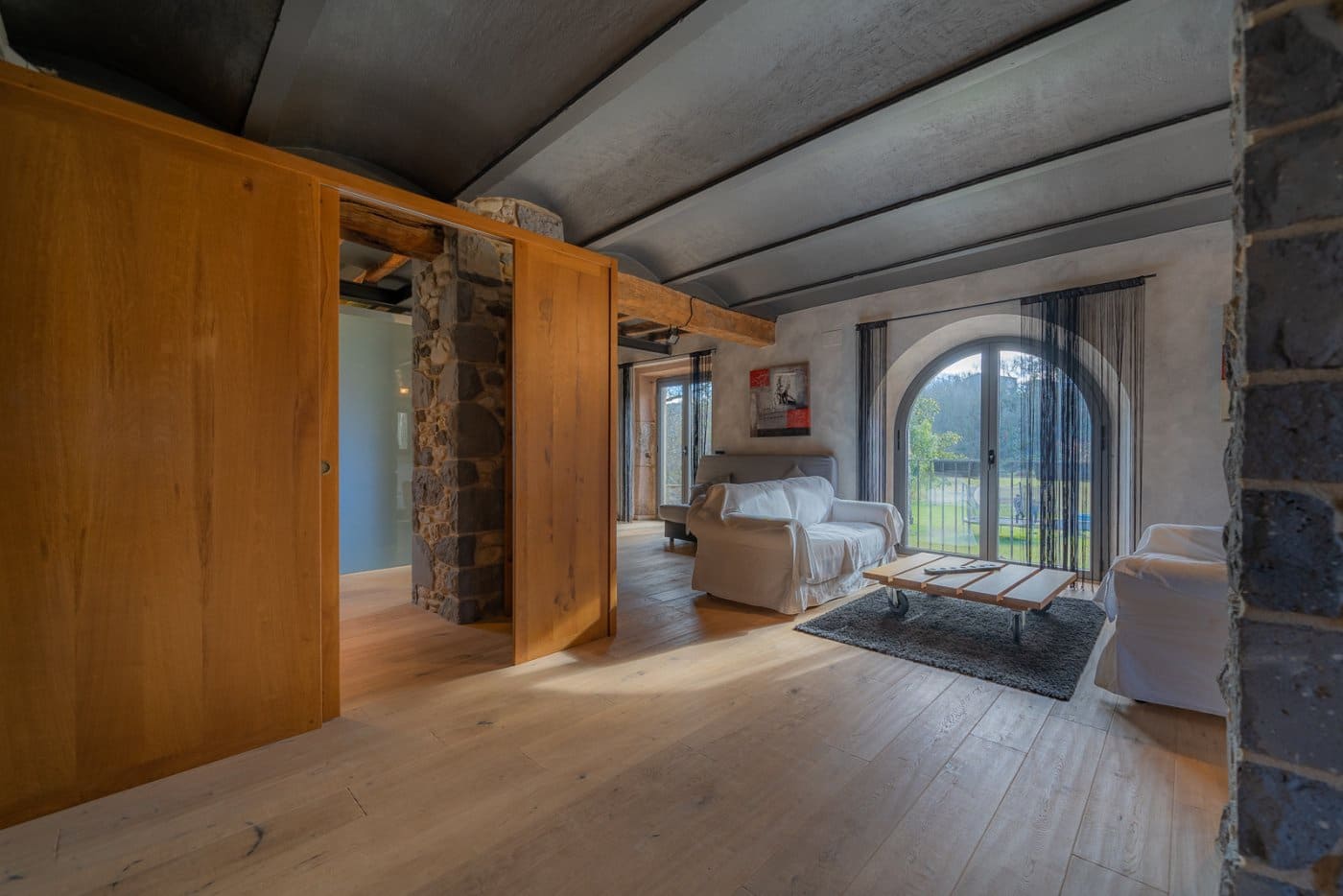 3 soveværelse Finca/Landehus til salg i Sant Joan les Fonts med swimmingpool garage - € 1.250.000 (Ref: 7851908)