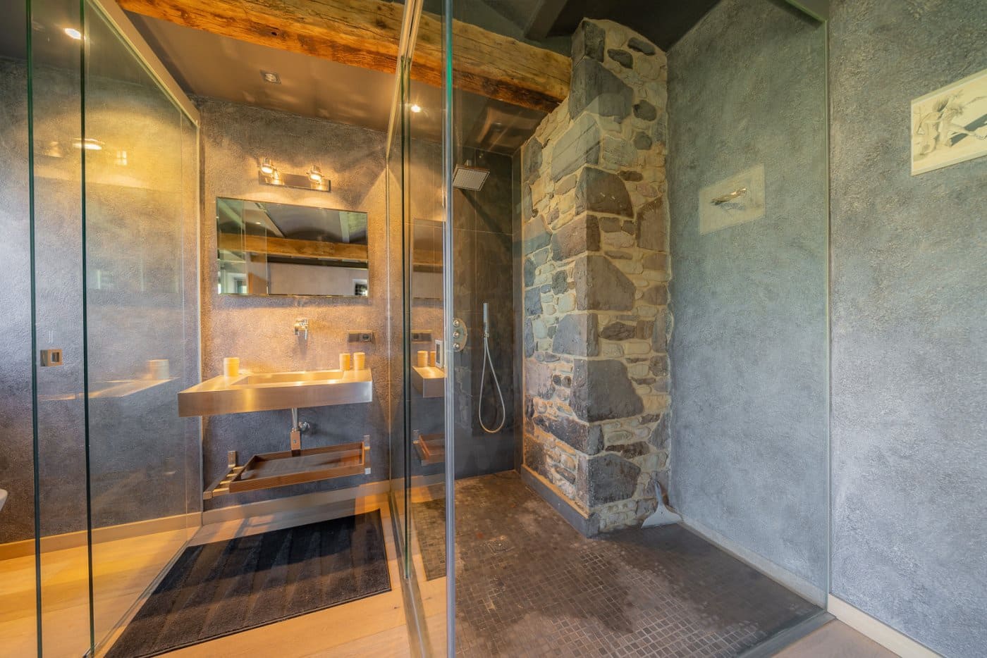 3 soveværelse Finca/Landehus til salg i Sant Joan les Fonts med swimmingpool garage - € 1.250.000 (Ref: 7851908)