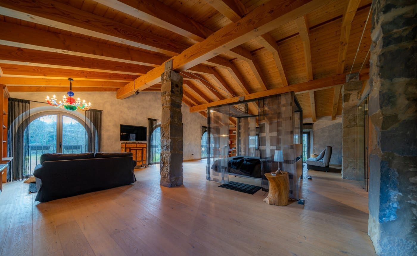 3 soveværelse Finca/Landehus til salg i Sant Joan les Fonts med swimmingpool garage - € 1.250.000 (Ref: 7851908)