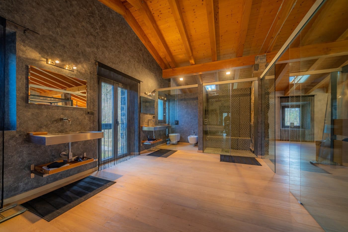 3 soveværelse Finca/Landehus til salg i Sant Joan les Fonts med swimmingpool garage - € 1.250.000 (Ref: 7851908)