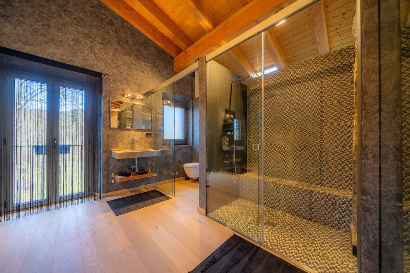 3 soveværelse Finca/Landehus til salg i Sant Joan les Fonts med swimmingpool garage - € 1.250.000 (Ref: 7851908)