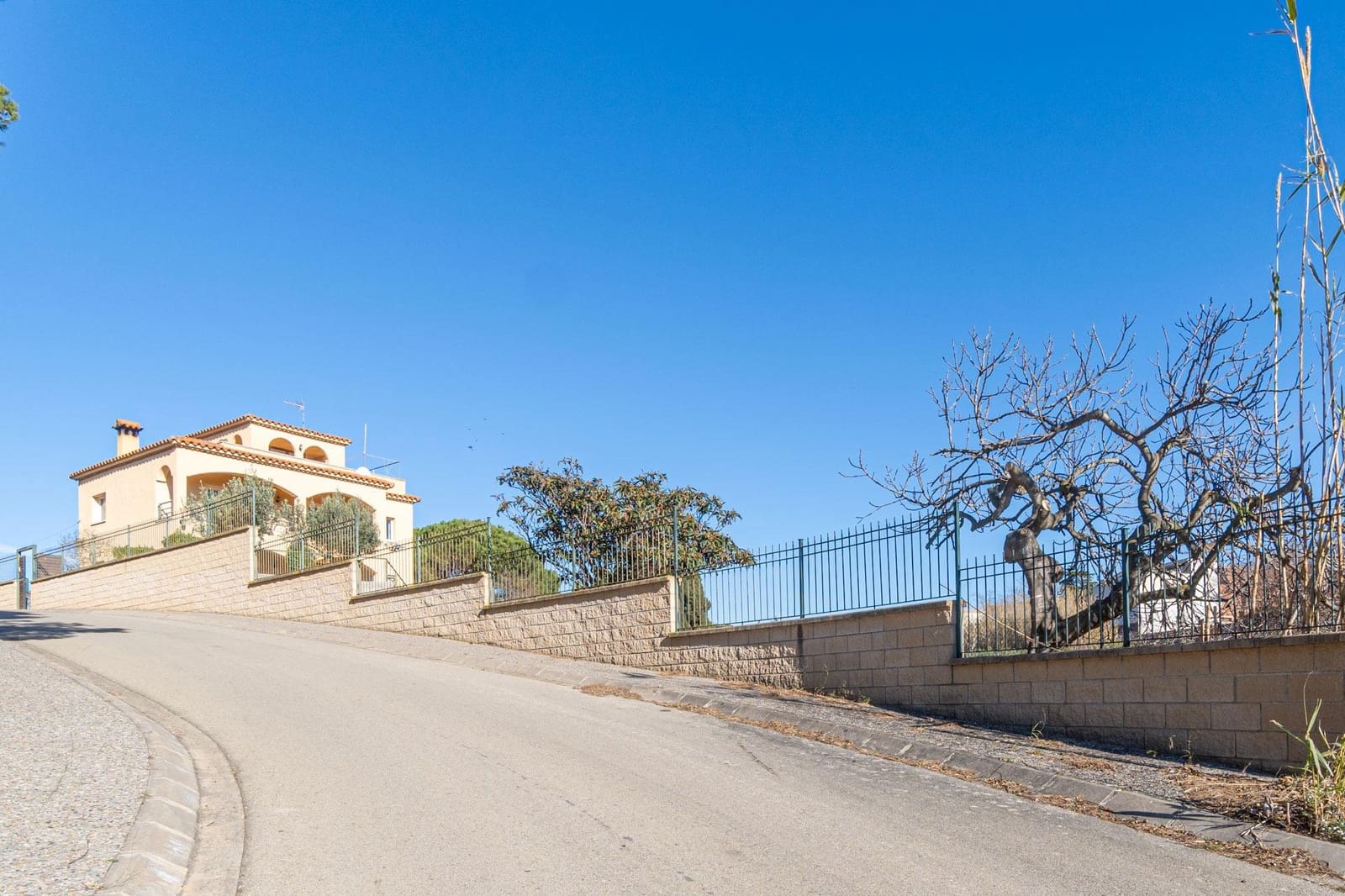 7 soverom Villa til salgs i Garriguella - € 425 000 (Ref: 8068399)