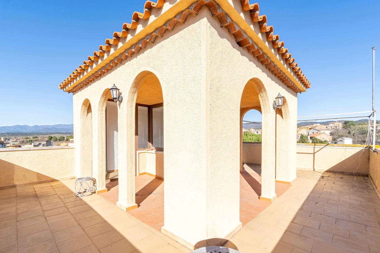 7 bedroom Villa for sale in Garriguella - € 425,000 (Ref: 8068399)