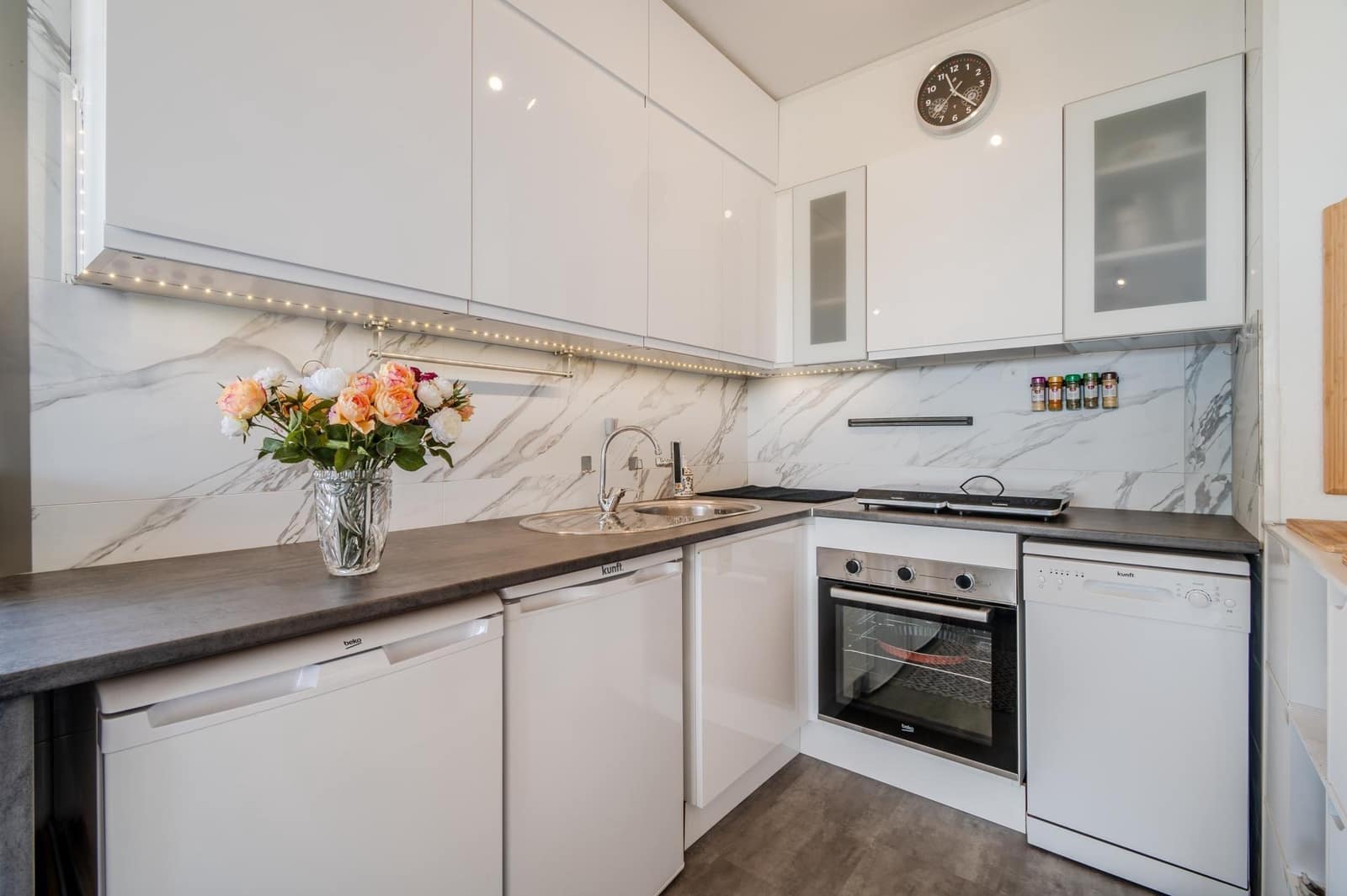 2 bedroom Apartment for sale in Roses - € 235,000 (Ref: 8778542)